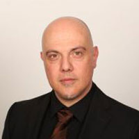 Giovanni Serpi, Mitglied der Geschäftsleitung der INS Systems GmbH, Abonnent des „Gesetzeslotsen“